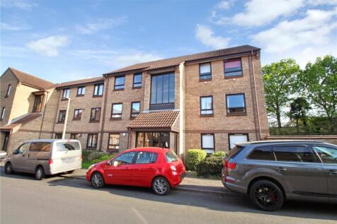 Dalrymple Way, Norwich, Norfolk, NR6 2 bed apartment for sale