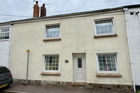 4 bedroom terraced house for sale