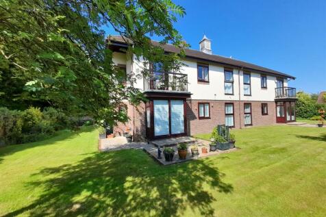 Barnham Road, Barnham 2 bed apartment for sale