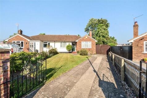 Morlands Avenue, Tilehurst, Reading... 2 bed bungalow for sale