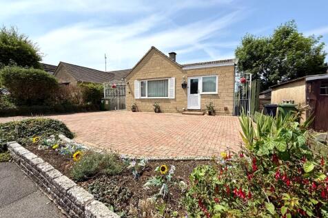 Haydon Wick, Swindon SN25 3 bed detached bungalow for sale