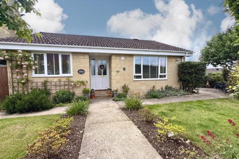 Old Town, Swindon SN1 2 bed detached bungalow for sale