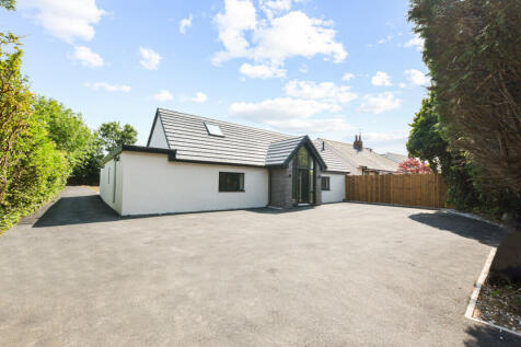 Brook Cottage, Lytham Road, Warton, PR4 4 bed detached house for sale
