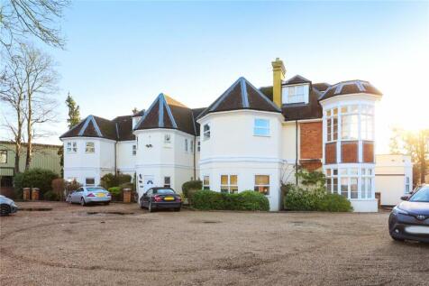 High Road, Byfleet, West Byfleet... 1 bed apartment for sale