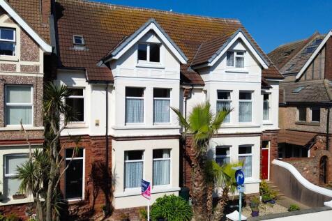 5 bedroom terraced house for sale