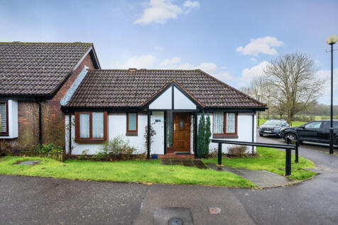 2 bedroom bungalow for sale