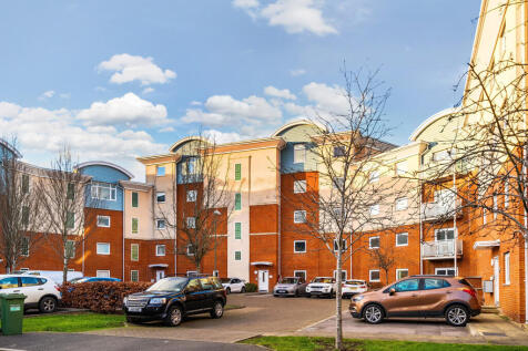 Burrage Road, Surrey RH1 2 bed apartment for sale