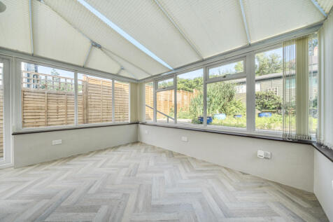 Rennie Terrace, Surrey RH1 2 bed end of terrace house for sale