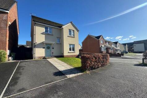 Parc Y Dyffryn, Rhydyfelin... 4 bed detached house for sale