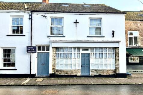 5 bedroom terraced house for sale