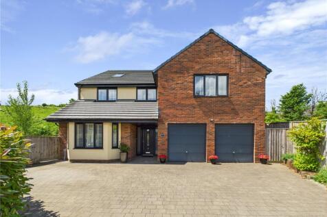 5 bedroom detached house for sale