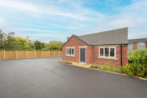 2 bedroom detached bungalow for sale