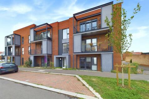 Bird Cherry Lane, Harlow CM17 1 bed apartment for sale