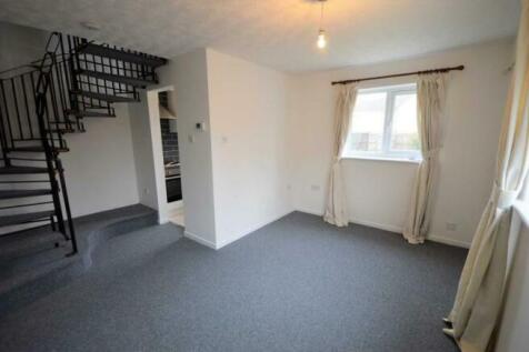1 bedroom semi-detached house for sale