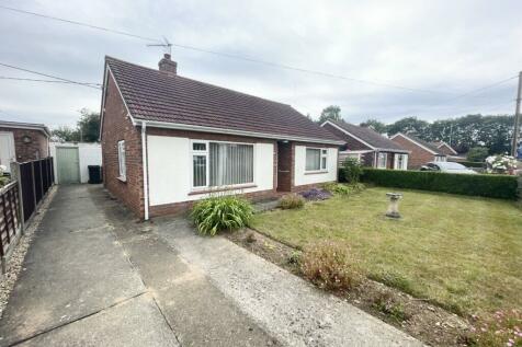 2 bedroom detached bungalow for sale