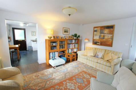 Pentre Langwm, St. Dogmaels, Cardigan 2 bed detached house for sale