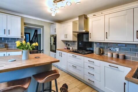 Feidrfair, Cardigan 4 bed terraced house for sale