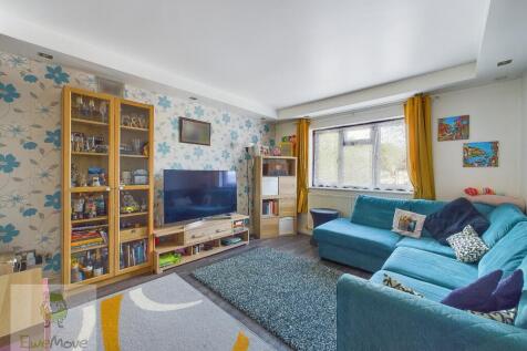 Herberts Court, High Street, Lower... 2 bed apartment for sale