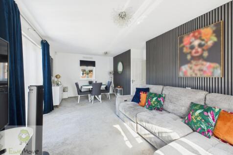 Tucano Court, Strood, Rochester, ME2 2GP 2 bed flat for sale