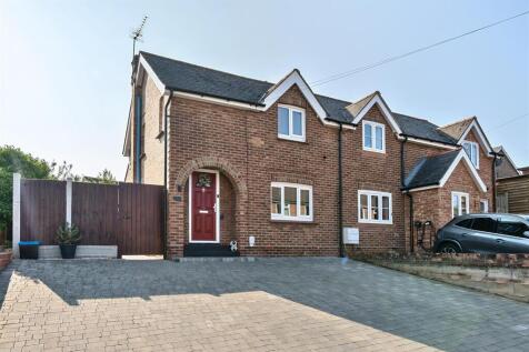 Railway Street, Manningtree 2 bed semi