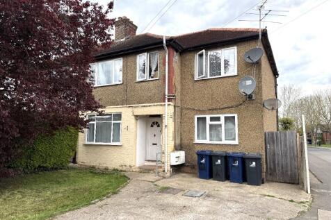 2 bedroom ground floor flat for sale
