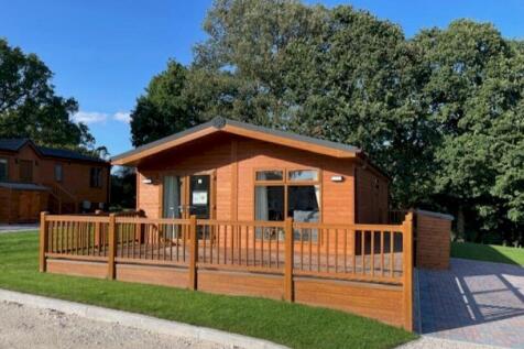 Homestead Lake Country Park, Thorpe... 2 bed lodge for sale