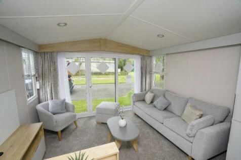 2 bedroom static caravan for sale