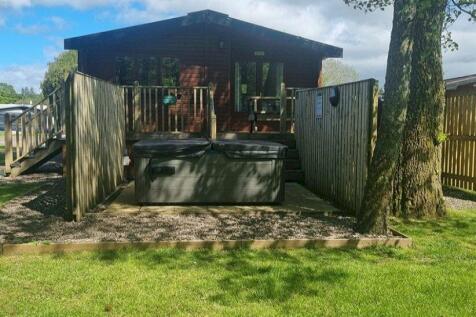 Campsie Glen Holiday Park... 2 bed lodge for sale