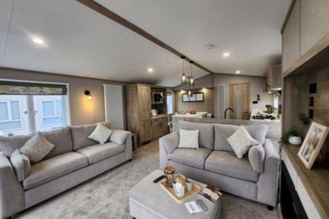 Alberta Holiday Park, Faversham... 2 bed static caravan for sale