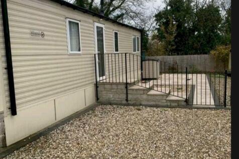 Pitch 10, Castlemorton WR13 2 bed lodge for sale