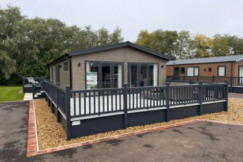 RG48, South Beach PE36 2 bed lodge for sale