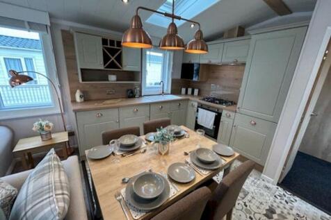 New Beach Holiday Park, Dymchurch TN29 2 bed static caravan for sale