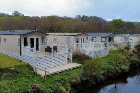 Notter Bridge Holiday Park, Saltash... 2 bed static caravan for sale