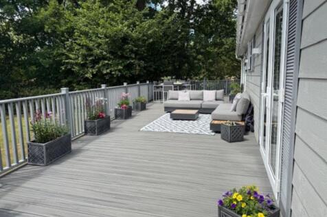 Two Bed Pathfinder La Belle Maison... 2 bed lodge for sale