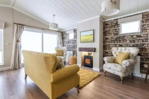 2 bedroom lodge for sale