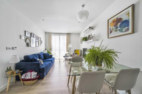 Varcoe Road, South Bermondsey, SE16 1 bed flat for sale