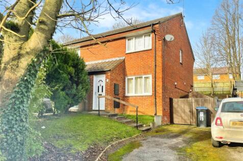 2 bedroom semi-detached house for sale