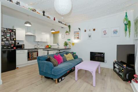 1 bedroom flat for sale