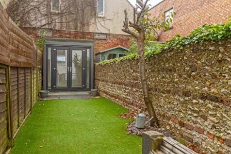 Preston Road, Brighton 1 bed apartment for sale