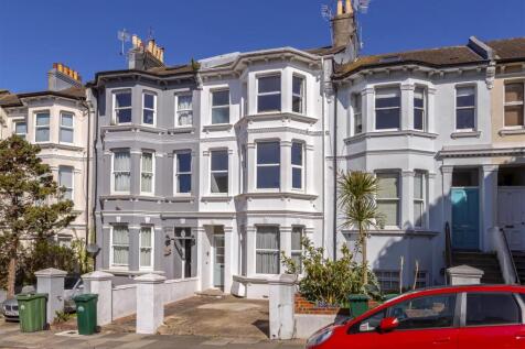 5 bedroom house for sale