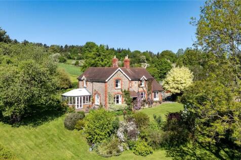Knighton, Shropshire Borders, LD7 4 bed detached house for sale