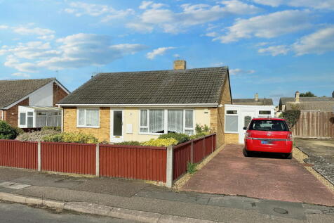 Kings Parade, Soham 3 bed detached bungalow for sale