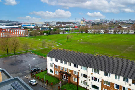 15 bedroom flat for sale