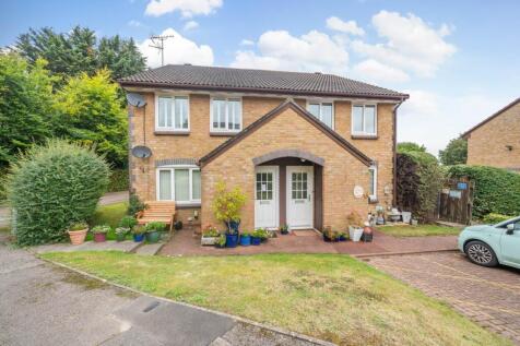 Acorn Drive, Wokingham RG40 1 bed apartment for sale
