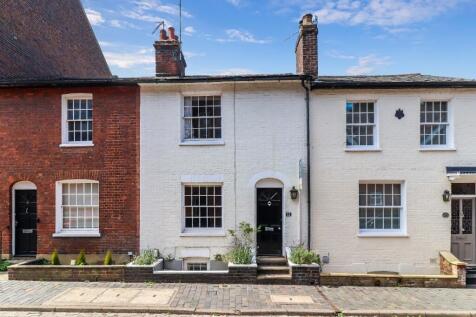 3 bedroom terraced house for sale