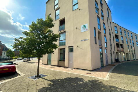 West Street, Northampton NN5 1 bed flat for sale