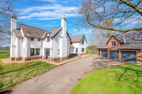 6 bedroom detached house for sale