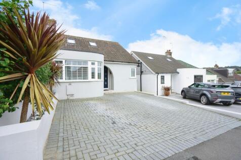 4 bedroom semi-detached bungalow for sale