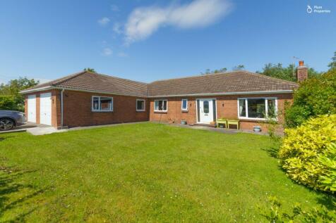 3 bedroom detached bungalow for sale