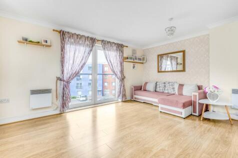 Cleeve Way, Sutton SM1 2 bed apartment for sale